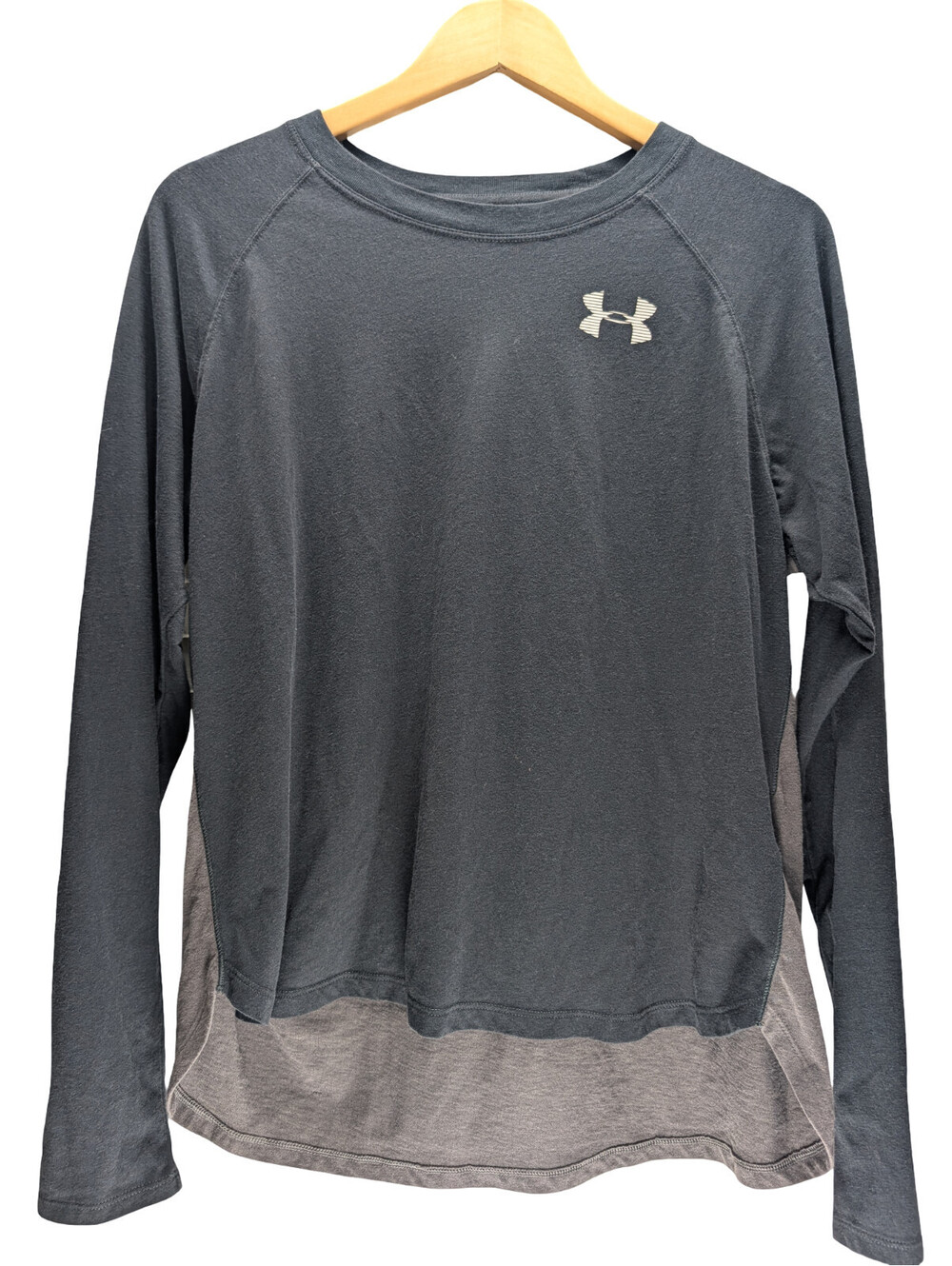 Under Armour HeatGear Shirt Long Sleeve Raglan Gray Black